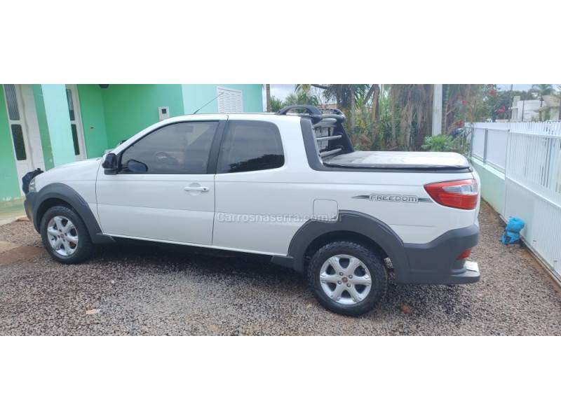 FIAT - STRADA - 2018/2019 - Branca - R$ 85.000,00