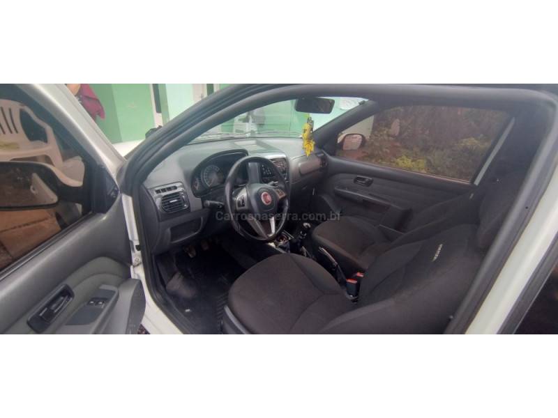 FIAT - STRADA - 2018/2019 - Branca - R$ 85.000,00