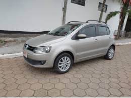 VOLKSWAGEN - FOX - 2013/2013 - Cinza - R$ 40.000,00