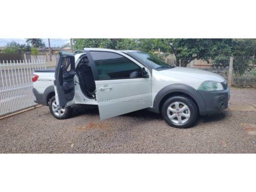 FIAT - STRADA - 2018/2019 - Branca - R$ 85.000,00