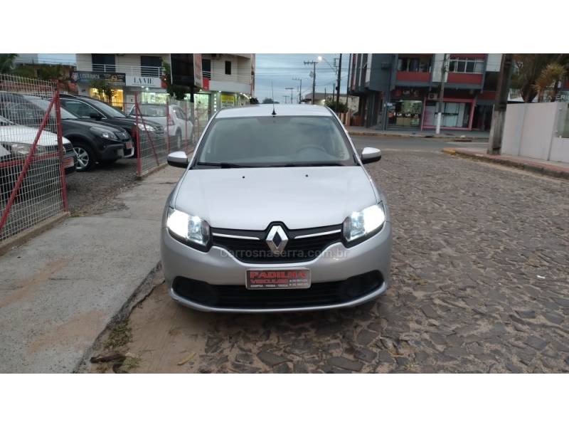 RENAULT - LOGAN - 2017/2017 - Prata - R$ 43.900,00