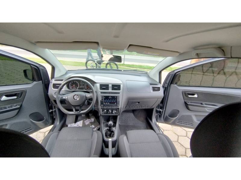 VOLKSWAGEN - FOX - 2018/2019 - Cinza - R$ 57.900,00
