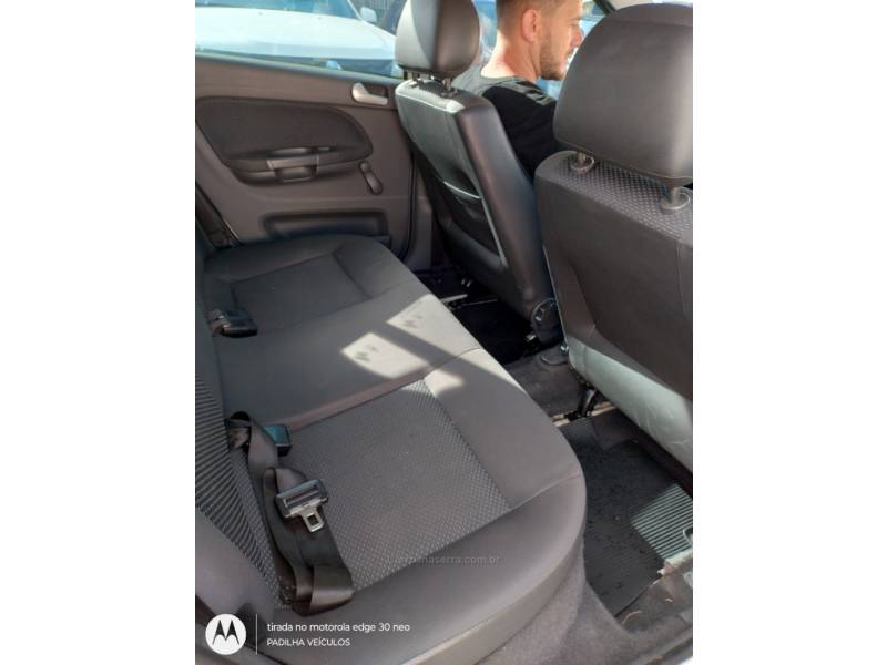 VOLKSWAGEN - GOL - 2015/2016 - Branca - R$ 41.900,00
