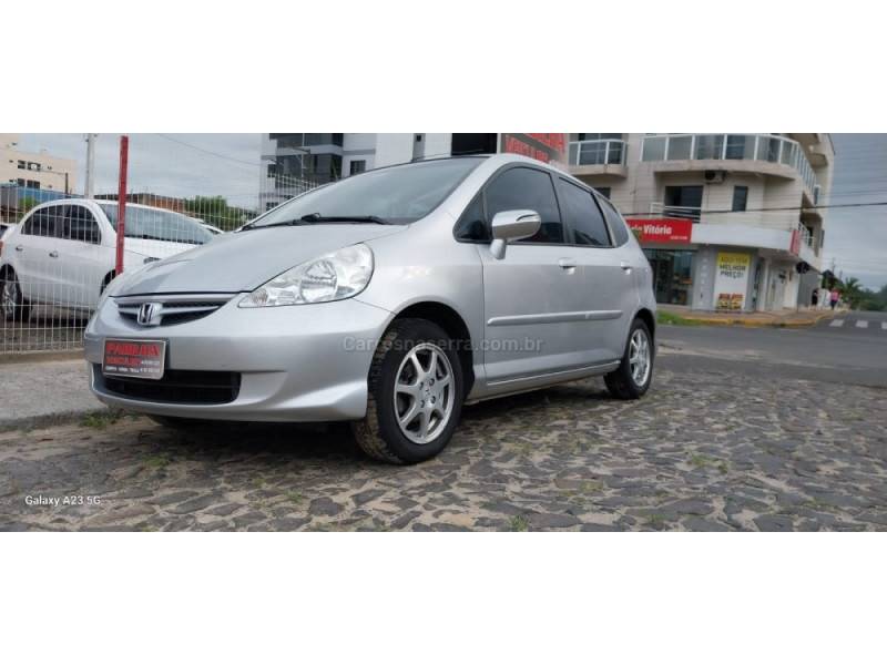 HONDA - FIT - 2008/2008 - Prata - R$ 35.000,00