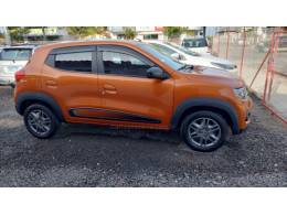 RENAULT - KWID - 2018/2019 - Laranja - R$ 42.900,00