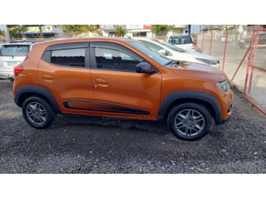 RENAULT - KWID - 2018/2019 - Laranja - R$ 42.900,00