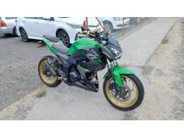 KAWASAKI - Z300 - 2017/2018 - Verde - R$ 21.900,00
