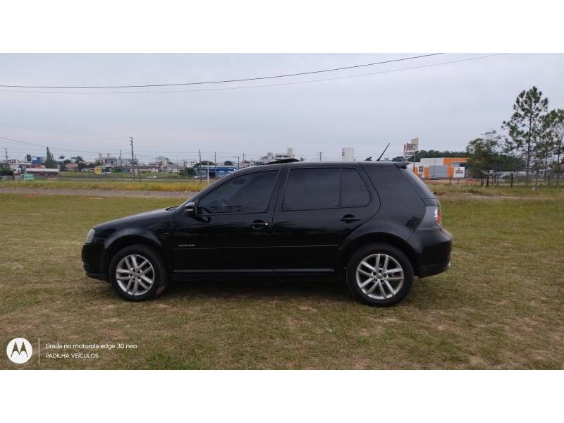 VOLKSWAGEN - GOLF - 2012/2013 - Preta - R$ 59.000,00