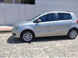 VOLKSWAGEN - FOX - 2013/2013 - Cinza - R$ 40.000,00