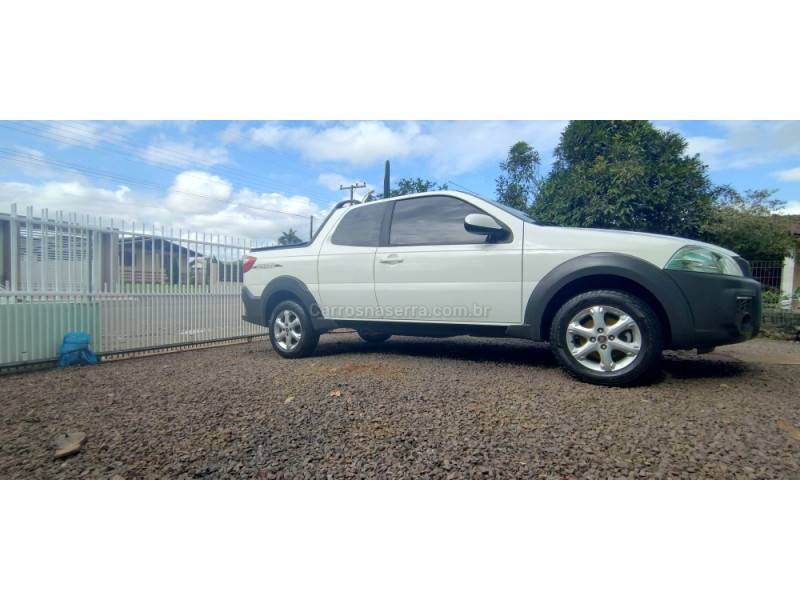 FIAT - STRADA - 2018/2019 - Branca - R$ 85.000,00