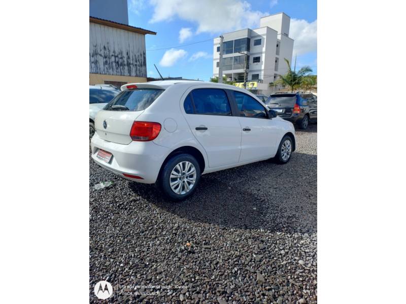 VOLKSWAGEN - GOL - 2015/2016 - Branca - R$ 41.900,00