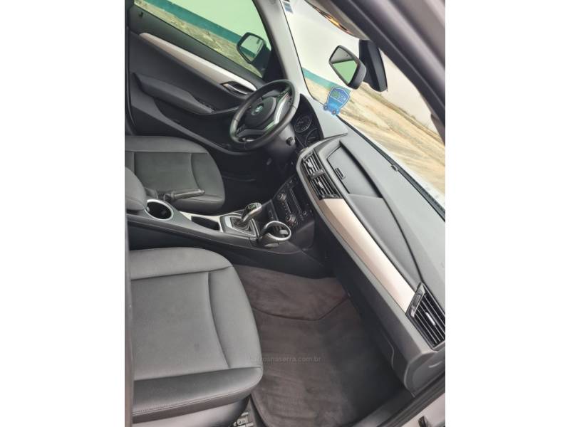 BMW - X1 - 2014/2015 - Prata - R$ 80.000,00