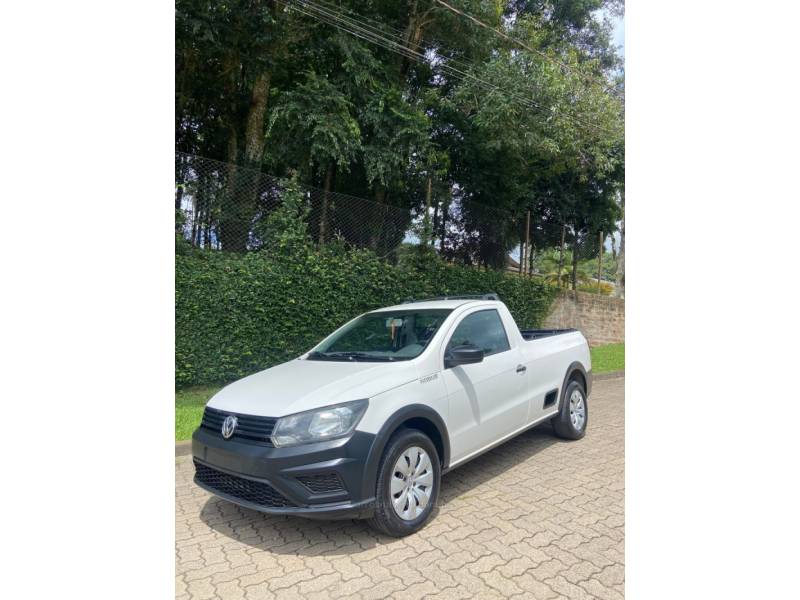 VOLKSWAGEN - SAVEIRO - 2017/2018 - Branca - R$ 53.000,00