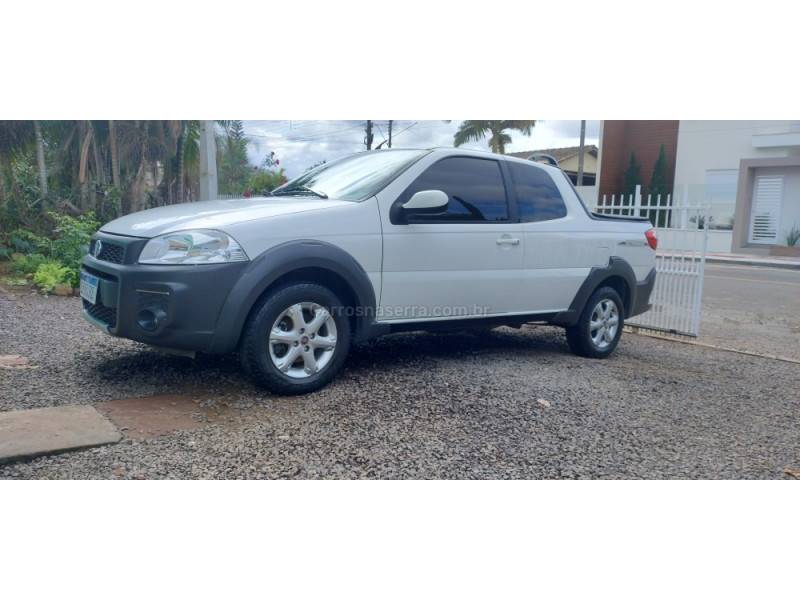 FIAT - STRADA - 2018/2019 - Branca - R$ 85.000,00