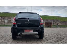 RENAULT - SANDERO - 2013/2014 - Preta - R$ 44.900,00