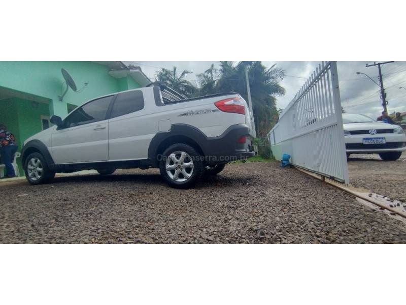 FIAT - STRADA - 2018/2019 - Branca - R$ 85.000,00