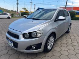 CHEVROLET - SONIC - 2013/2014 - Prata - R$ 45.000,00