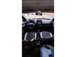 RENAULT - KWID - 2018/2019 - Laranja - R$ 42.900,00