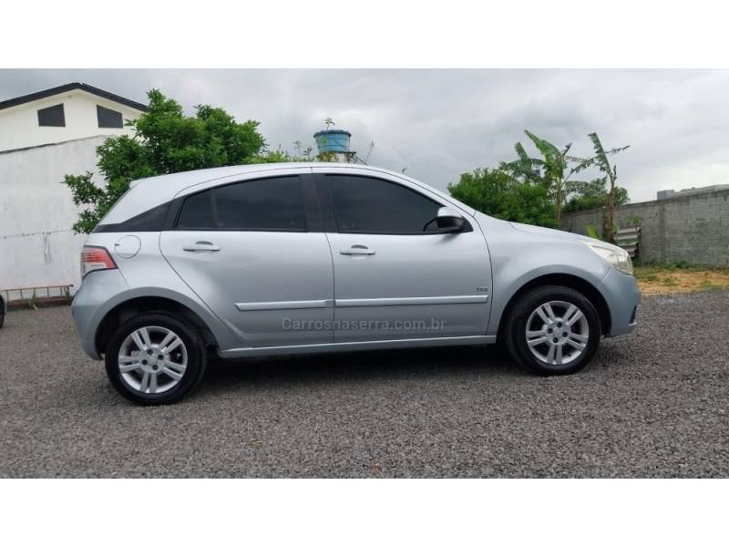 CHEVROLET - AGILE - 2010/2010 - Prata - R$ 34.900,00