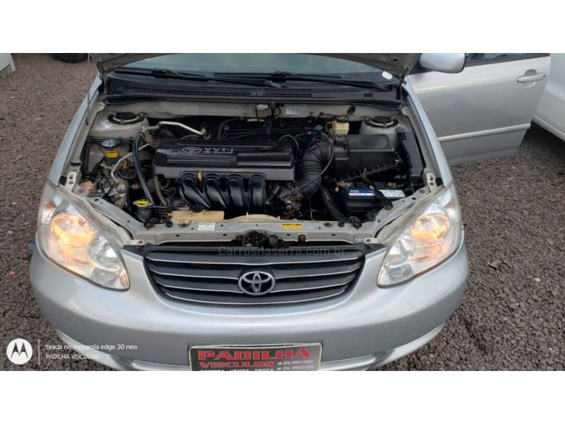TOYOTA - FIELDER - 2005/2006 - Prata - R$ 41.000,00