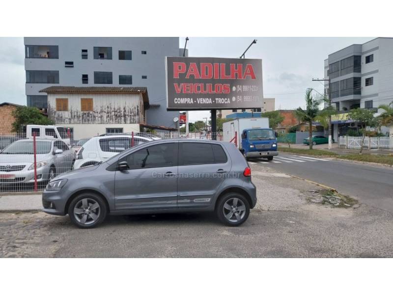 VOLKSWAGEN - FOX - 2018/2019 - Cinza - R$ 57.900,00