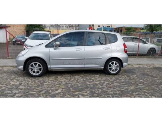 HONDA - FIT - 2008/2008 - Prata - R$ 35.000,00