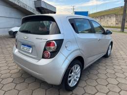 CHEVROLET - SONIC - 2013/2014 - Prata - R$ 45.000,00