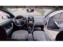RENAULT - LOGAN - 2017/2017 - Prata - R$ 43.900,00