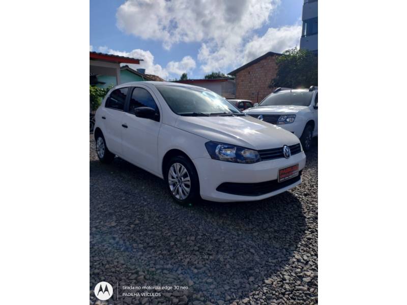 VOLKSWAGEN - GOL - 2015/2016 - Branca - R$ 41.900,00