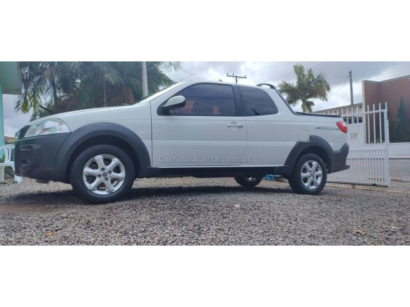 FIAT - STRADA - 2018/2019 - Branca - R$ 85.000,00
