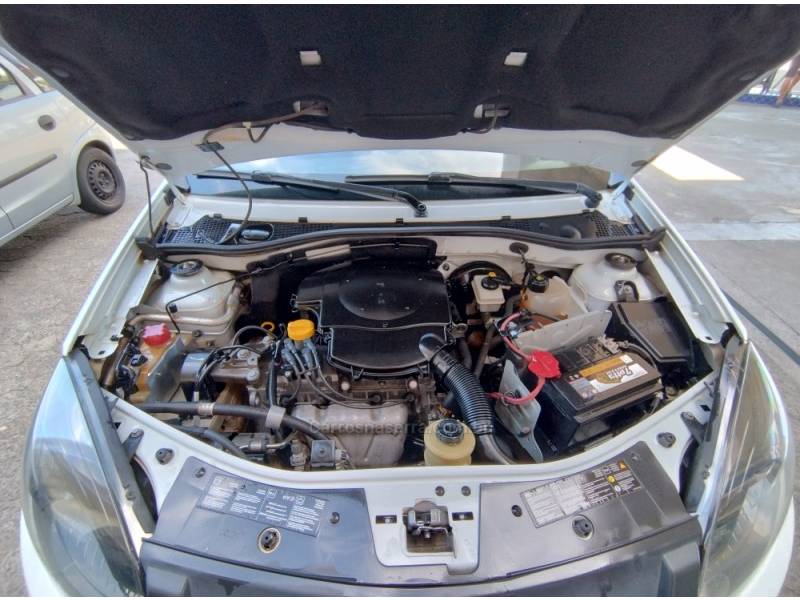 RENAULT - SANDERO - 2014/2014 - Branca - R$ 45.900,00