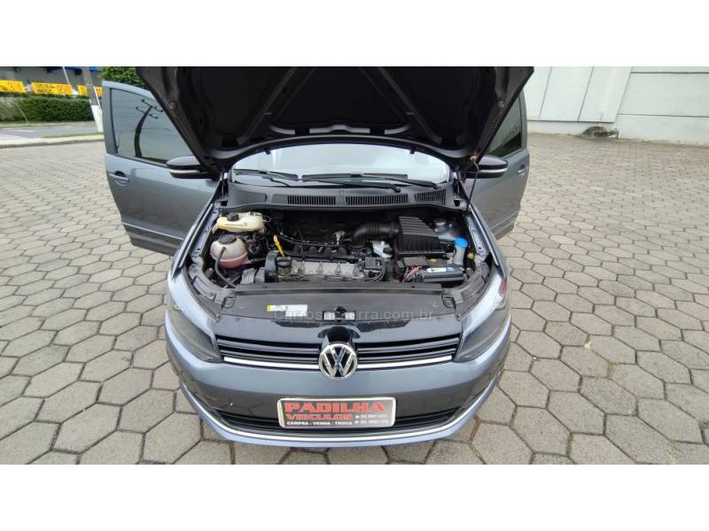 VOLKSWAGEN - FOX - 2018/2019 - Cinza - R$ 57.900,00