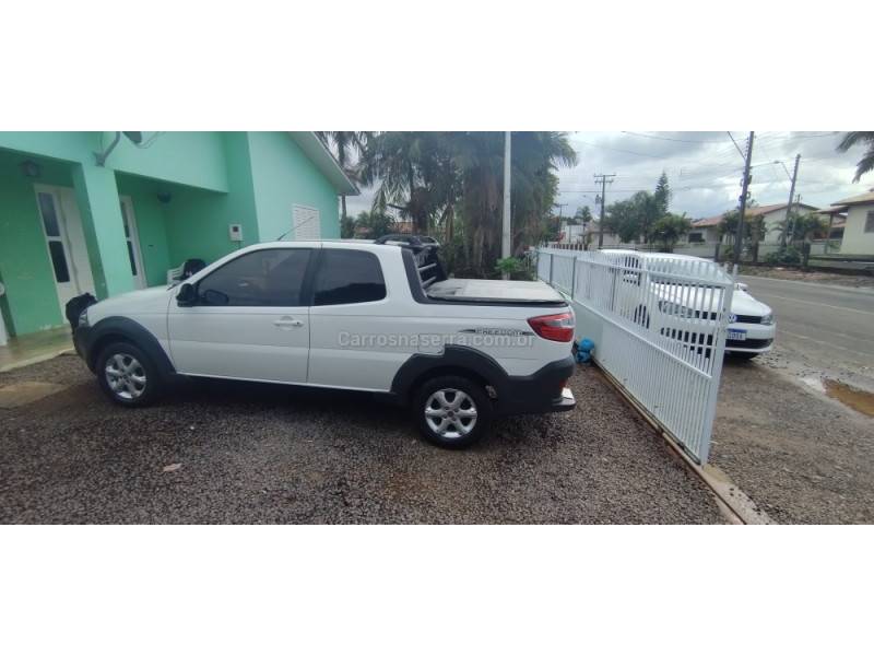 FIAT - STRADA - 2018/2019 - Branca - R$ 85.000,00